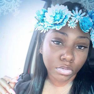 Meet your Posher, Keisha